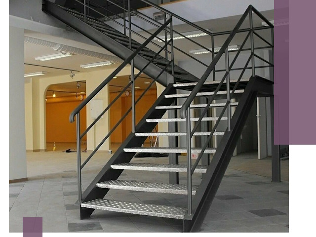 Лестницы для офиса в Пушкине: изготовление, монтаж, демонтаж