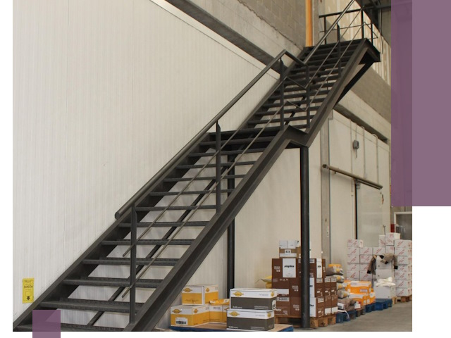 Лестницы для производства в Пушкине — изготовление и монтаж